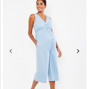 Chambray maternity jumpsuit Morherhood